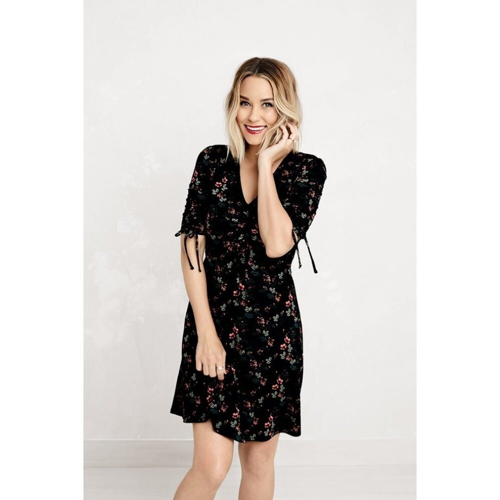 Women’s Lauren Conrad Black Floral Dress V-Neck A-Line Fit & Flare Boho Romantic